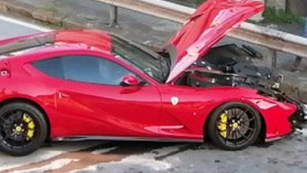 ferrari distrutta Solomotori.it .jpg